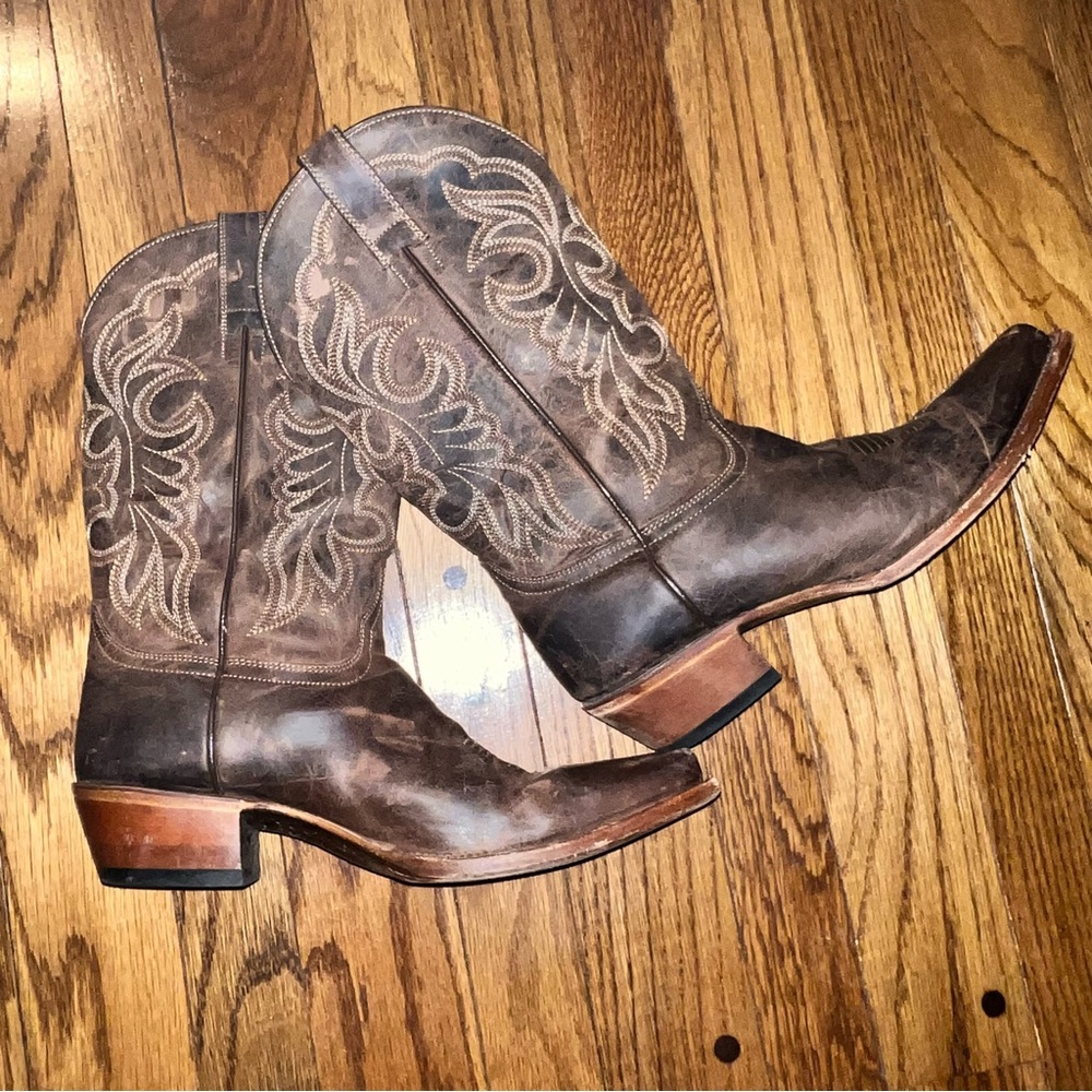 Women’s size 11m Shyanne Loretta Boots